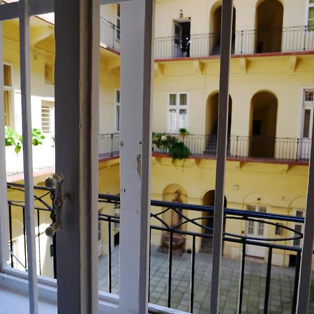 Dorotea - Cosy Home In The Heart Of Budapest Esterno foto